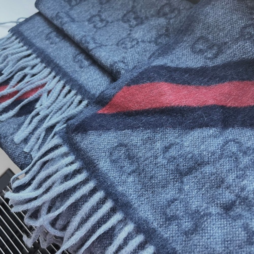 Gucci GG Logo Wool Scarf